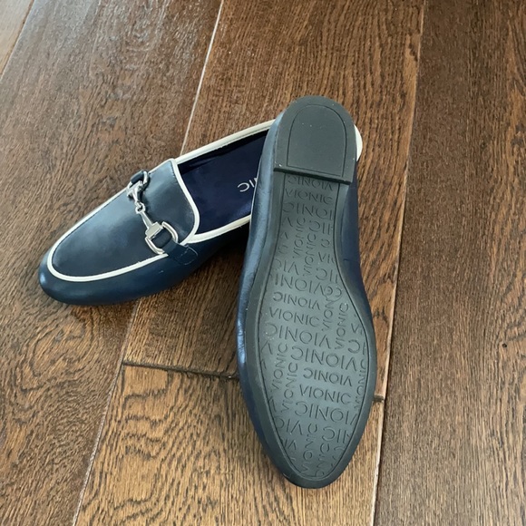 Vionics navy slippers - Picture 3 of 3